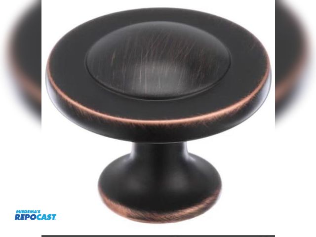 Lot 2-77779 - New 25 pack of Amerock ALLISON 1-1/4” Oil-Rubbed Bronze Knobs. 1-1/4" (32 mm) diameter knob, Complim...