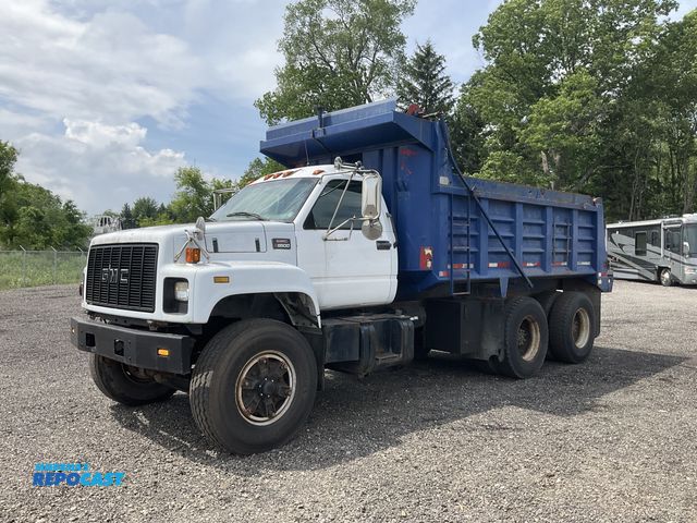 Lot 2-70449 - 2000 GMC C8500 Topkick Dump Truck