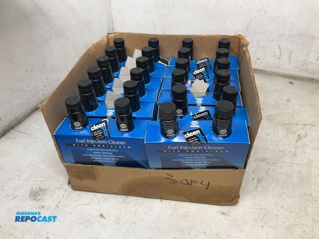 Lot 2-18573 - (24) 12oz NAPA CleenPlan Fuel Injection Cleaner Bottles