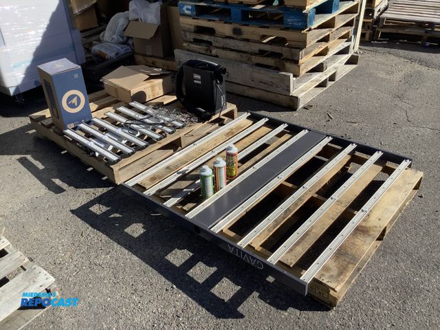 Lot 2-96341 - Lot of various plant growing items including a Gavita hanging grow light, a AC infinity 4.5L cloud f...