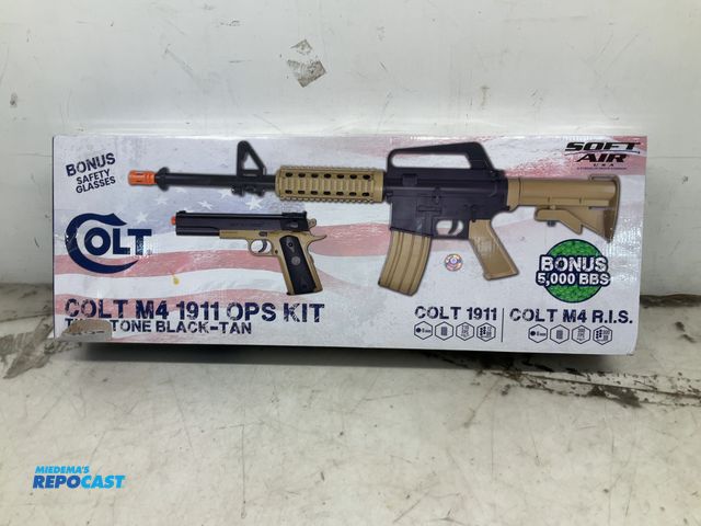 Lot 2-93997 - Colt M4 1911 Ops kit air soft gun