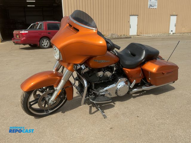 Lot 2-34902 - 2014 Harley Davidson FLHXS Street Glide Motorcycle