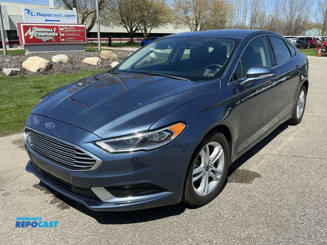 Lot 2-40586 - 2018 Ford Fusion SE Sedan FWD