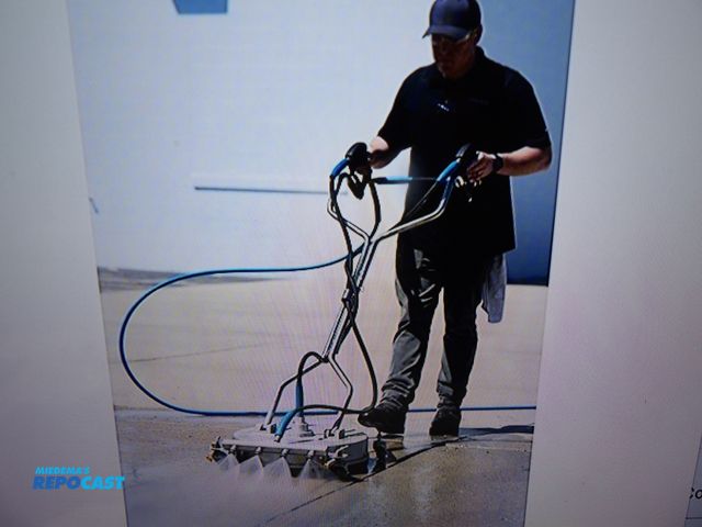 Lot 2-53328 - New Vortexx Concrete Pressure washer 4000 psi,18 gpm FNPT, Quick release includes (2) Orange QC Nozz...