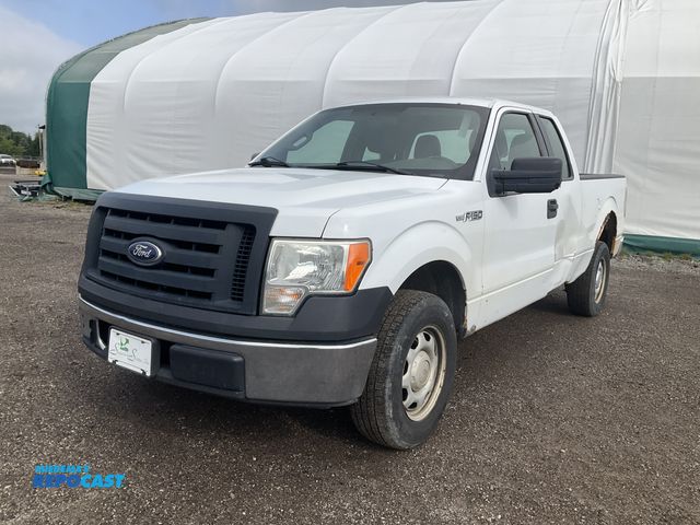 Lot 2-30353 - 2010 Ford F150 XL SuperCab Extended Cab Pickup Truck RWD