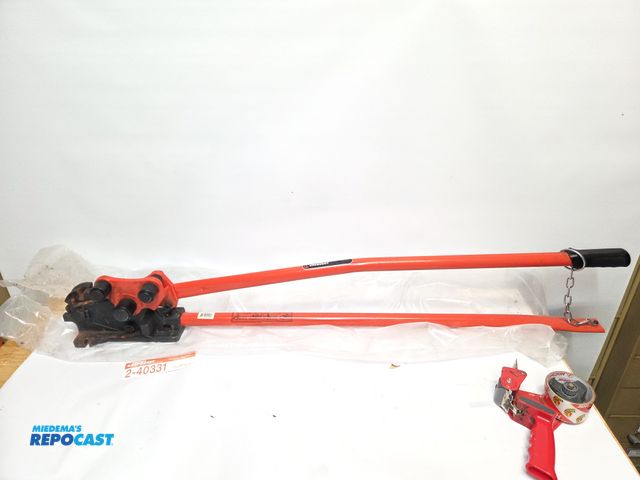 Lot 2-40331 - Crescent H.K. Porter 52 in. Rebar Cutter and Bender 0590RBJN