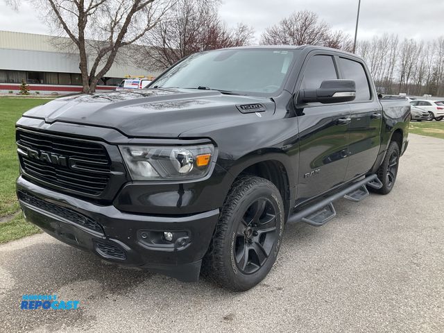 Lot 2-40686 - 2020 Ram 1500 Big Horn Crew Cab SWB 4WD Crew Cab Pickup Truck 4x4