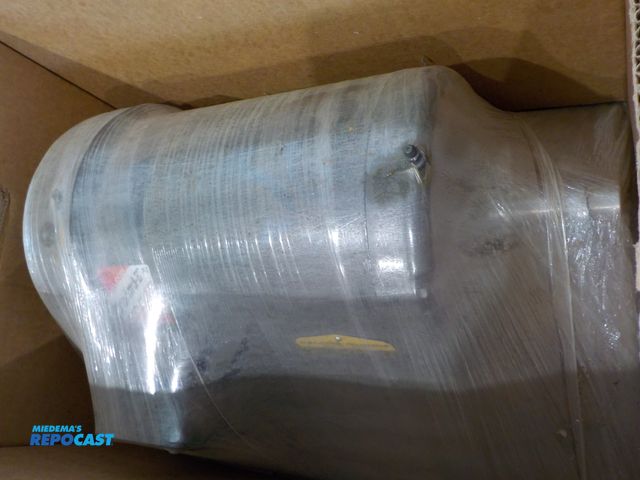 Lot 2-34196 - New BALDOR 5HP 3phase electrical motor. 208-230/460 volts. Model M3615T.