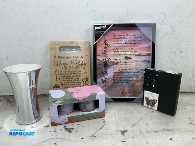 Lot 2-92178 - Lot of asst. house hold items