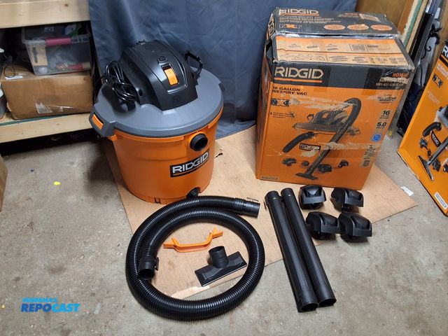 Lot 2-11401 - RIDGID 16 GAL WET/DRY VACUUM, WORKS
