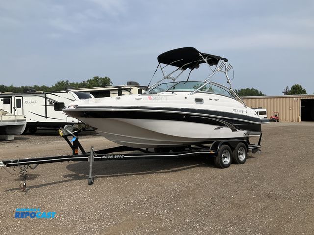 Lot 2-21182 - 2007 Four Winns 224 Funship 22’ Open Bow Boat
