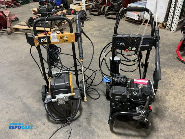 Lot 2-27821 - Gasoline high pressure washer 3500psi model: EDPW07, CAT pressure washer 2200psi 1.2 GPM max flow