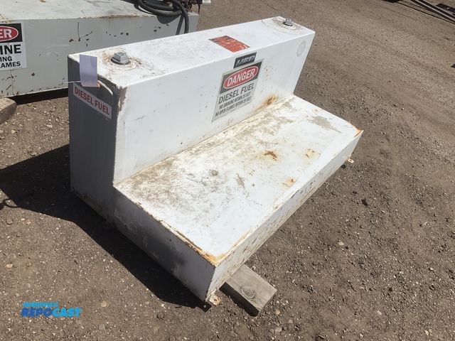 Lot 2-43468 - Lund steel L-shape auxiliary fuel tank, 60”W x 31”L x 25”T overall, used, previously held diesel fue...