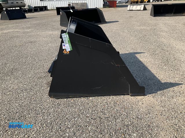 Lot 2-61946 - New Tomahawk 48" Dingo Snow/ Mulch Bucket Quick Attach Welded on High Carbon Cutting Edge