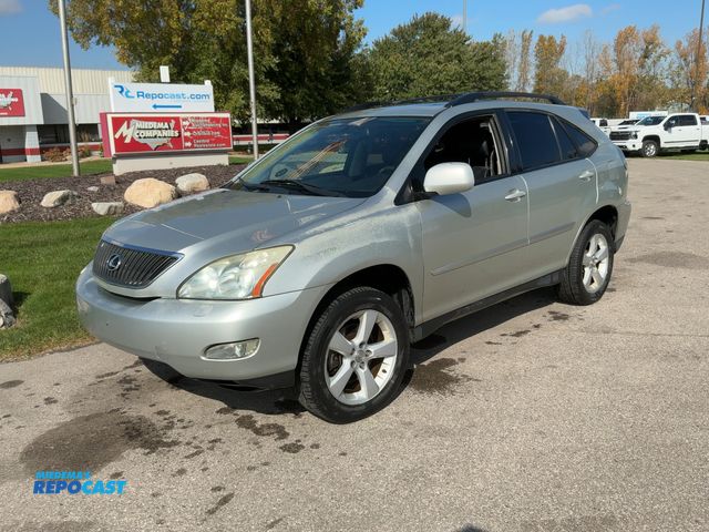 Lot 2-49664 - 2005 Lexus RX 330 SUV AWD