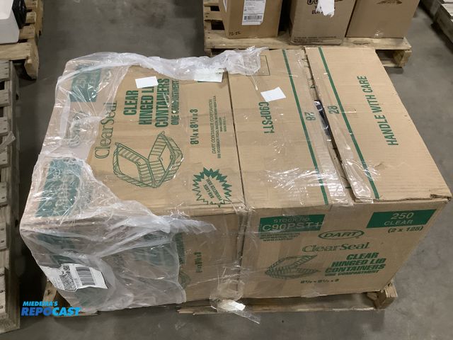 Lot 2-34563 - Lot of approximately (600) ClearSeal hinged lid containers