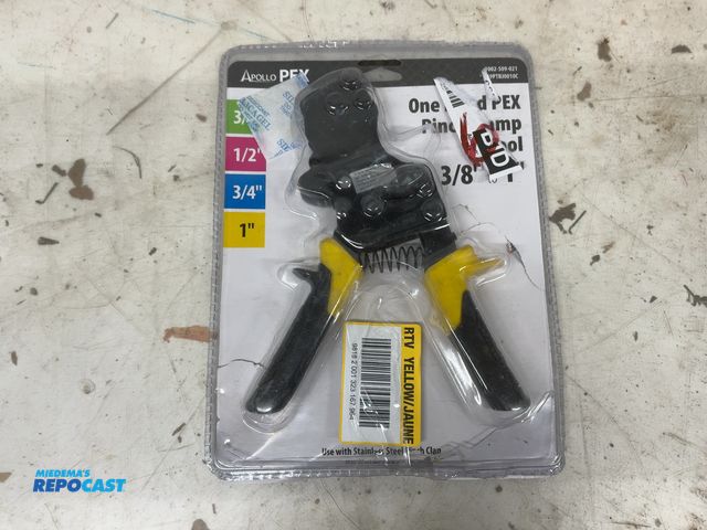 Lot 2-19386 - Apollo PEX -3/8"-1" One-Hand Pinch Clamp Tool