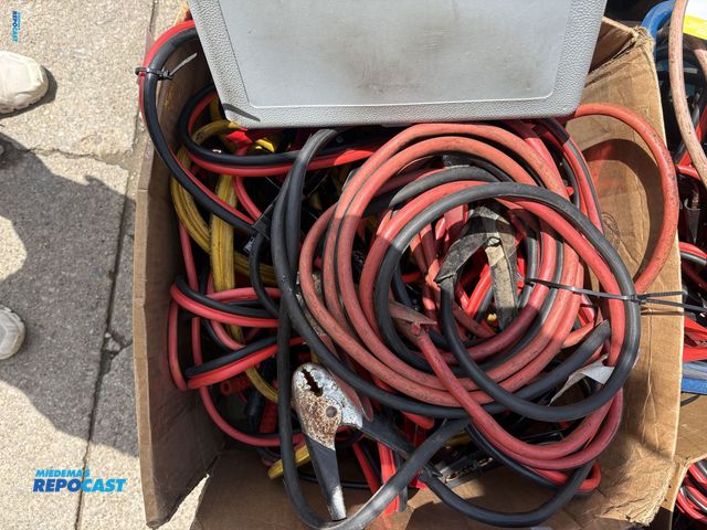 Lot 2-55516 - Jumper cables