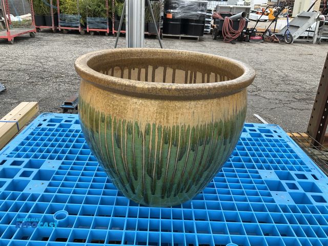 Lot 2-93920 - Large ceramic flower pot