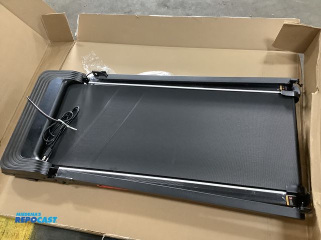 Lot 2-93311 - compact walking pad with handle bar 3.5hp electric treadmill