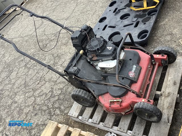 Lot 2-93546 - eXmark ECS 180CKA30000 Push Mower