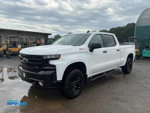 Lot 2-31178 - 2019 Chevrolet Silverado 1500 LT Trail Boss Crew Cab 4WD Crew Cab Standard Box Pickup Truck 4x4