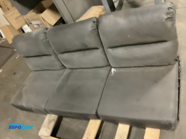 Lot 2-67831 - Light grey Jack knife sofa