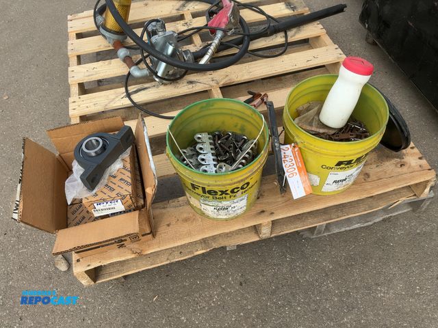 Lot 2-42306 - Lot of (2) Buckets of Flexco Conveyor Belt Fasteners, and (4) New IPTCI Pillow Block Bearings UCP 20...