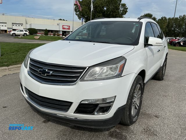 Lot 2-27008 - 2017 Chevrolet Traverse LT SUV FWD