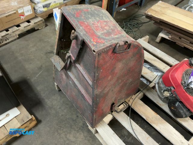 Lot 2-32895 - Lawn waste bagger hopper, unknown make and model