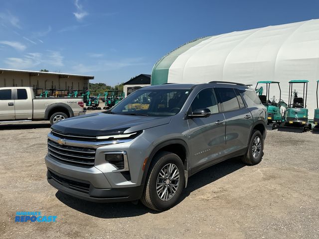 Lot 2-30295 - 2025 Chevrolet Traverse LT SUV FWD