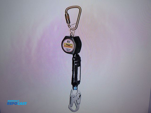 Lot 2-58266 - Lot of (2) new warehouse Stord Condor self-Retracting lifeline: Steel snap Hook Anchor, Harness Stee...