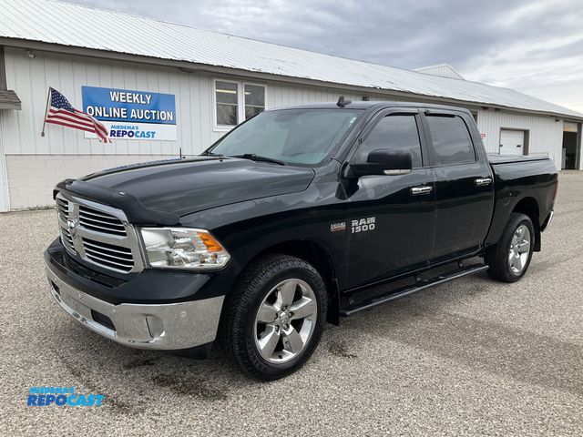 Lot 2-61231 - 2017 Ram 1500 SLT SWB Crew Cab Pickup Truck 4x4