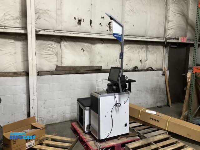 Lot 2-79324 - Lot of (1) Self Checkout Kiosk and (1) Bagging Station