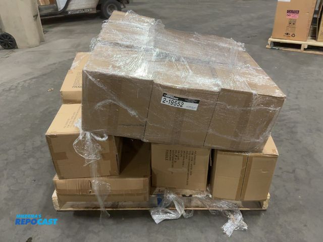 Lot 2-19552 - 150 reflective art pictures and clocks of wildlife- new in box