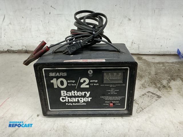 Lot 2-73050 - Sears Battery Charger Fully Automatic 10amp 12volt/2amp 12volt Input: 215W 60Hz 120Vac Output: DC 12...