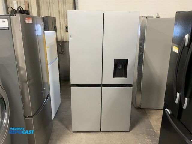 Lot 2-92000 - Electric Unknown Make/Model Refrigerator/Freezer