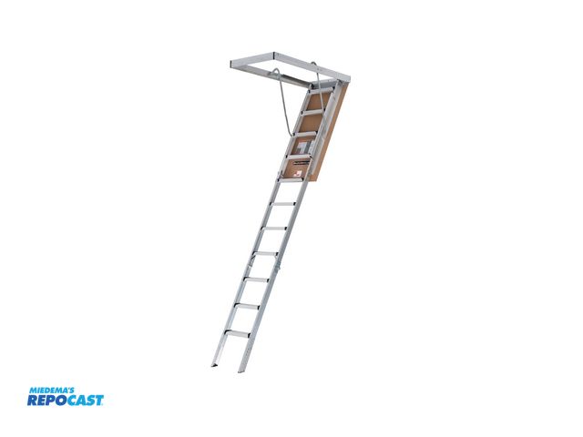 Lot 2-96510 - Louisville AH2540MG-R5 Aluminum Attic Ladder