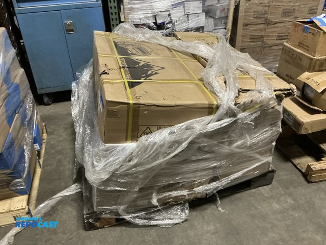 Lot 2-93969 - 3 Light front bumpers, TSWEF0QYQ