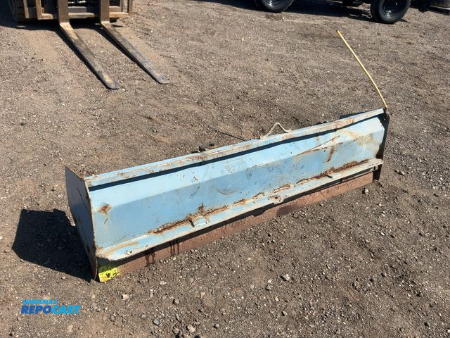 Lot 2-43294 - Used 6’ Back Blade, no mounting bracket/pump, had hydraulic cylinder, blade is bent/worn