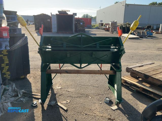 Lot 2-33513 - S0-412 48" metal bender built by Chicago 4/69, (serial: 306600), size: 60”x35”x49”H