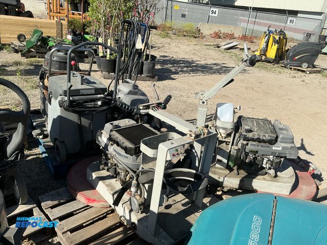 Lot 2-75300 - 3 skids of various Janitorial equipment including Floor Scrubbers and Shop-Vacs