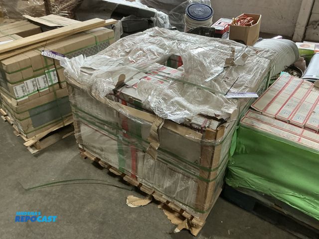 Lot 2-34736 - Skid of (40) Boxes of Porcelain Tile in Stonetec Grey Tile, 12”x24”, 15.49 sq ft per box, 620 sq ft ...