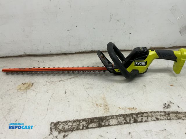 Lot 2-96891 - Ryobi ONE+ HP 18V Brushless 22 in. Cordless Battery Hedge Trimmer (Tool Only)