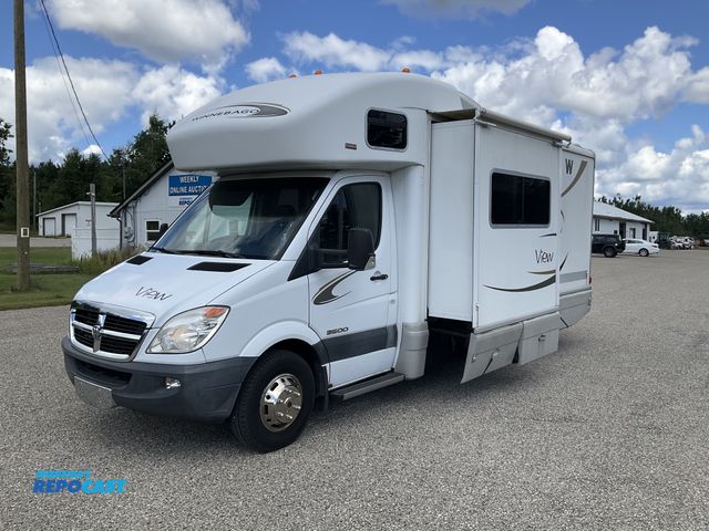 Lot 2-61413 - 2008 Winnebago Springer Van 3500 Motorhome RWD