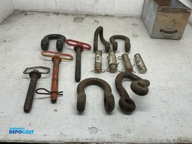 Lot 2-74631 - Set of Clevis’ and Pins