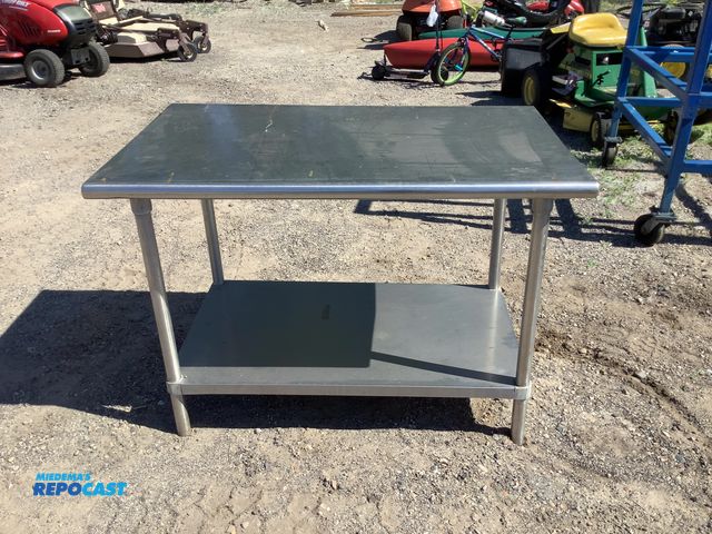 Lot 2-75441 - Stainless steel restaurant table in good original condition. use as a food preparation table. The ta...
