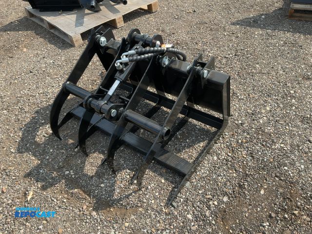 Lot 2-40243 - New SDLANCH 37" Grapple Mini Skid Steer Attachment, Single Hydraulic Grapple Arm, Has Hydraulic Hose...