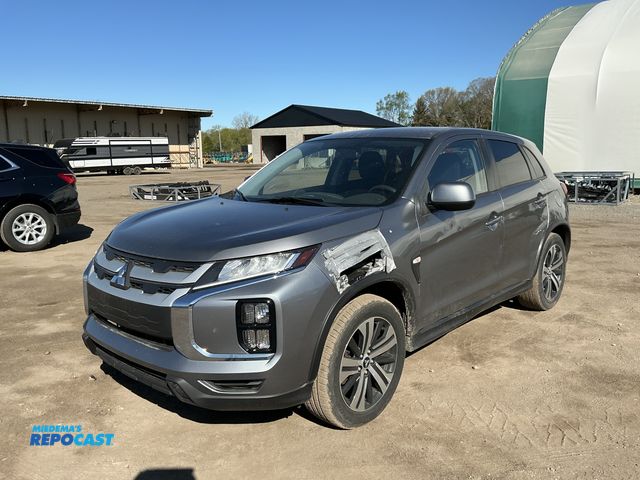 Lot 2-90118 - 2020 Mitsubishi Outlander Sport SUV FWD