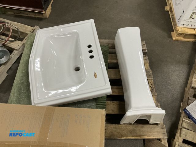 Lot 2-75397 - Toto Augusta Sink  Floor mounted ceramic